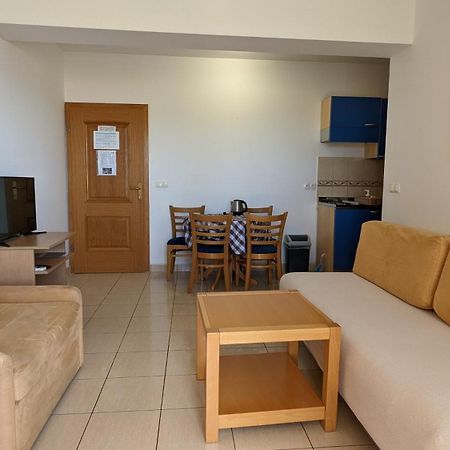 Apartments Vesna Gradac  Δωμάτιο φωτογραφία